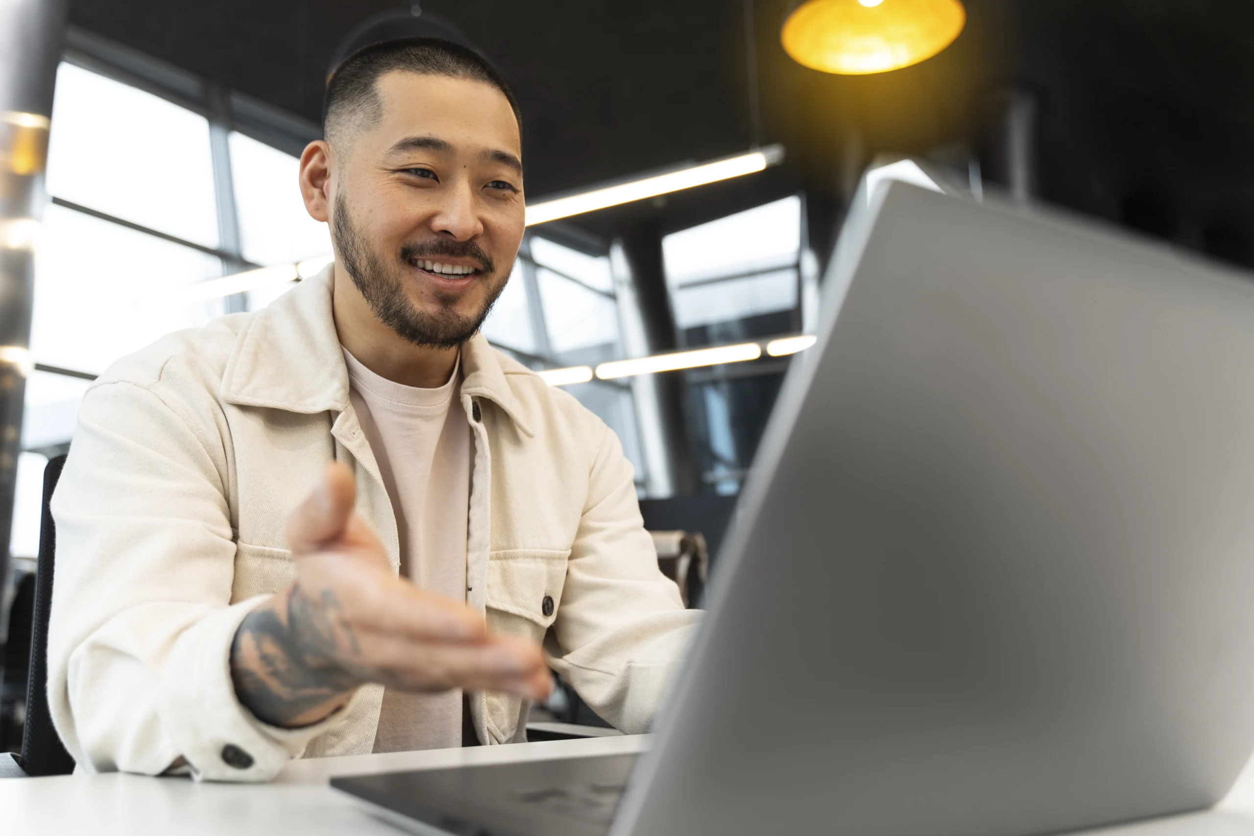 100% remote customer service, generally with good demand and benefits